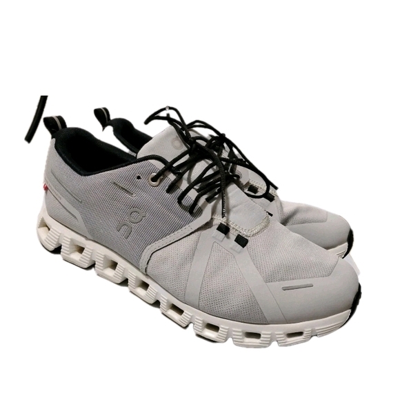 on Cloud 5 Waterproof Running Shoes Women's US size 11 Glacier White - Picture 2 of 10